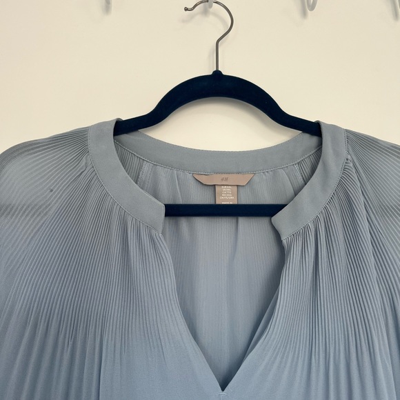 H&M Light Blue Pleated Blouse - Picture 7 of 9